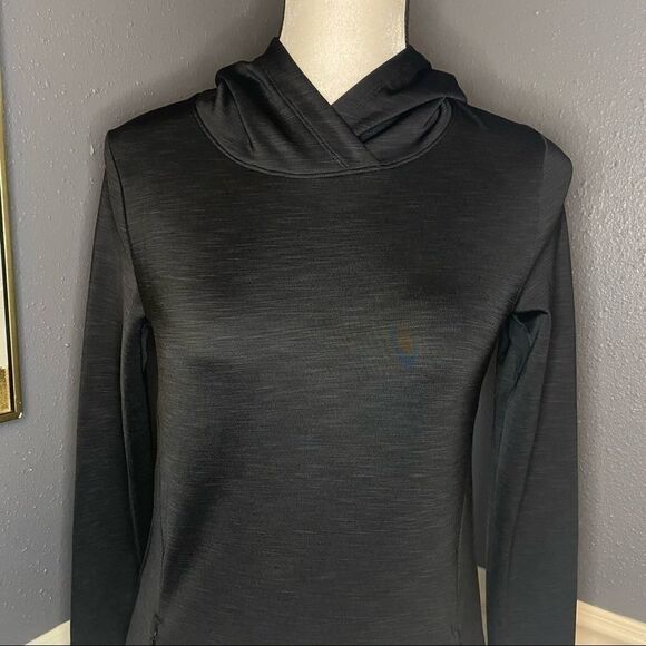 Athleta Bootcamp Hoodie in black - Picture 6 of 15